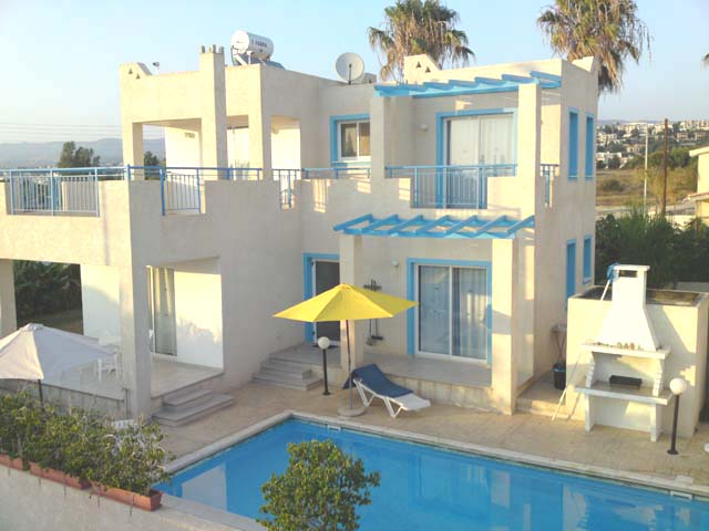 villa for rent  cyprus